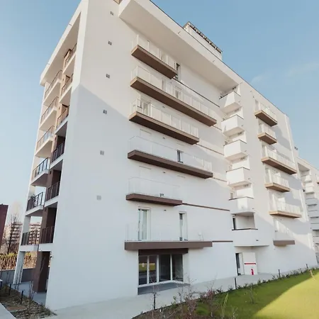 Gohost - Modern And Bright With Terrace And Balcony *