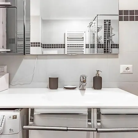 Navigli Near Metro & Wifi Apartamento