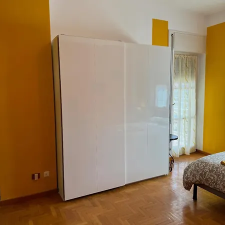 Isola Flat * Milano