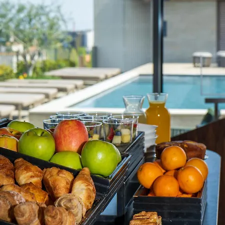 Viu Milan, A Member Of Design