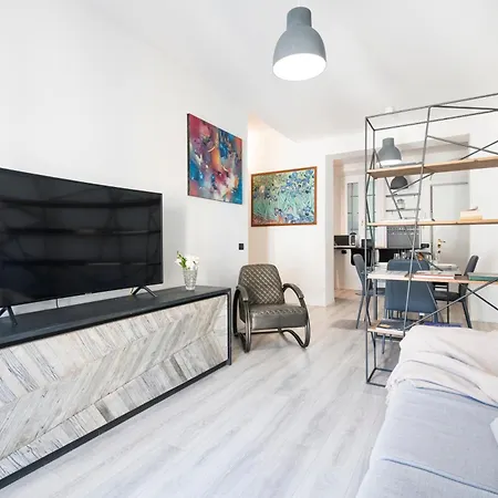 Апартаменты In The Heart Of Porta Venezia