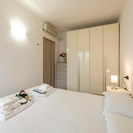 Bnbutler - Archimede 53 - Bright Appartement Milaan