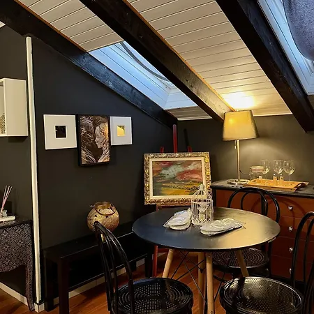 Apartman Hosting Dreams Attics - Duomo