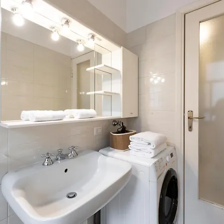 Living - Via Varese 4 Apartmán *