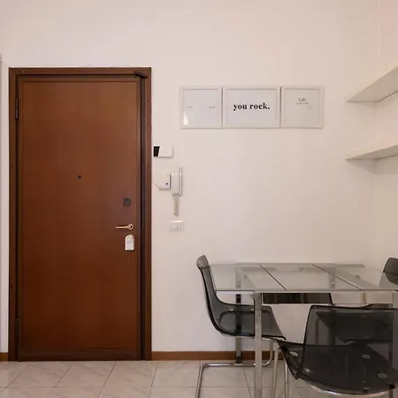 Living - Via Varese 4 Milán