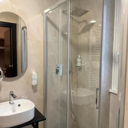 Station Group - Via Ponte Seveso 18 Maison d'hôtes