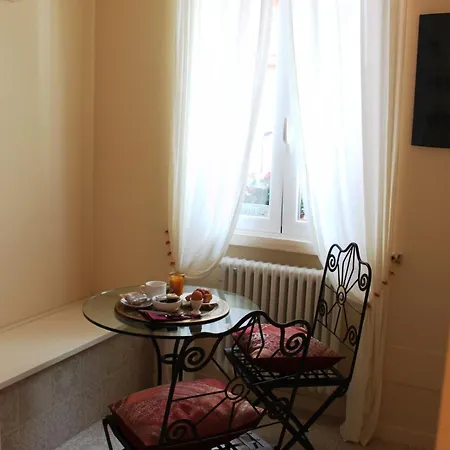 Bed and breakfast Abracadabra Tortona