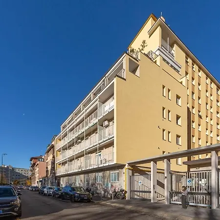 Bocconi-duomo Porta Romana Apartment Milan