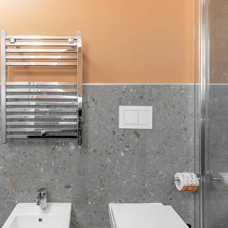 호텔 Torriani Foresteria Lombarda 5*