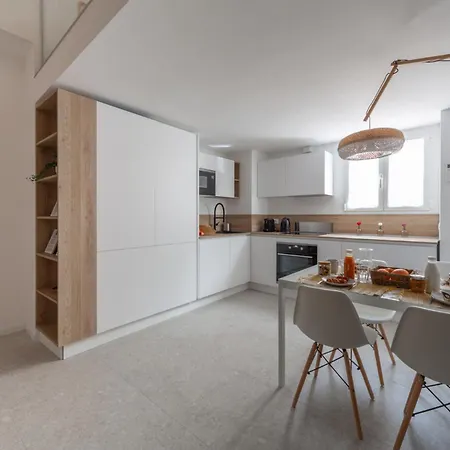 Romantic Loft Apartment *