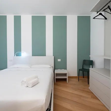 Crovato's Palace - Design E Comfort Nel Cuore Di Milan