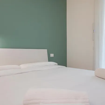 Crovato's Palace - Design E Comfort Nel Cuore Di * Milan