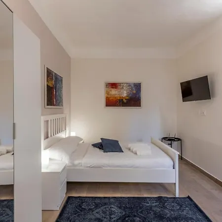 Appartamento Frisi 3 Center - B Milano
