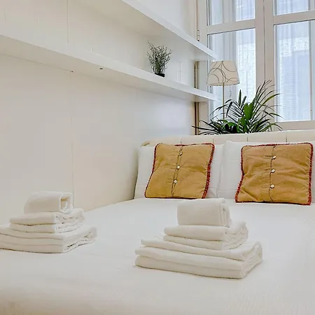 Dellorso Luxury - 5 Mins From Montenapol... * Milaan