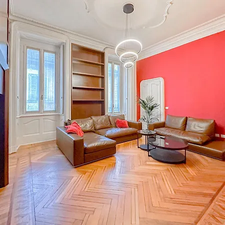 Dellorso Luxury - 5 Mins From Montenapol... Appartement Milaan