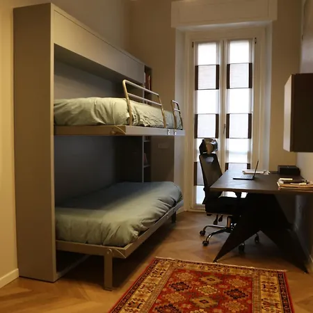 Sforza In Downtown Apartment Milan