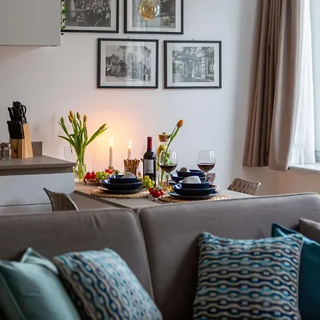 The Rent - Modern Bright In The Heart Of Appartement