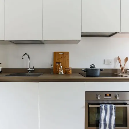 The Rent - Modern Bright In The Heart Of Appartement *