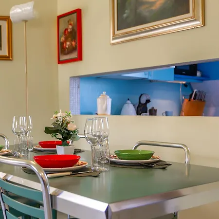 Repubblica-stazione Big House Skyline View 4 Pax Check In H24 밀라노
