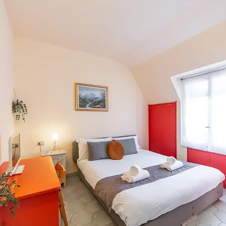 아파트 Repubblica-stazione Big House Skyline View 4 Pax Check In H24 밀라노