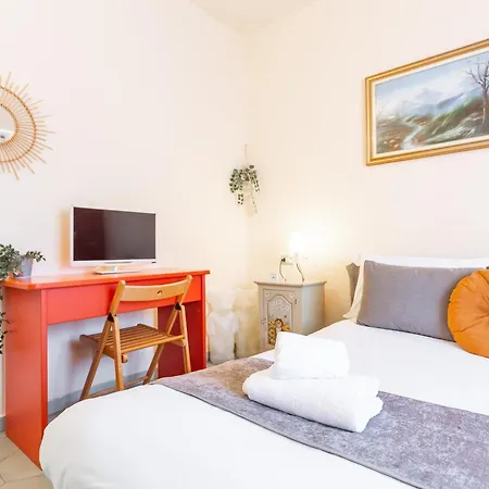 아파트 Repubblica-stazione Big House Skyline View 4 Pax Check In H24 밀라노