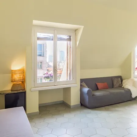 Repubblica-stazione Big House Skyline View 4 Pax Check In H24 * 밀라노