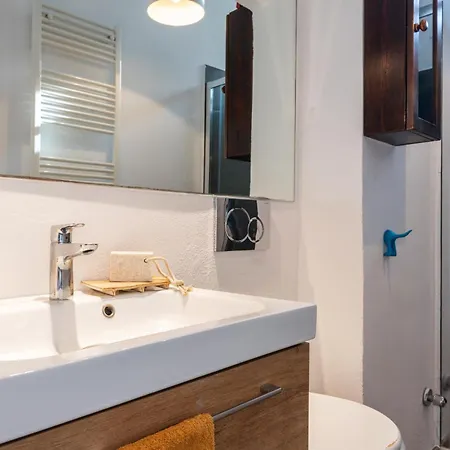 Apartament Pavia Flexyrent Ac *