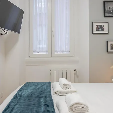 10min Duomo For Travelers Apartamento *