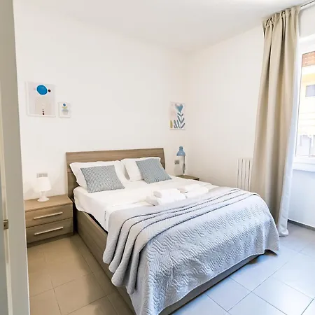 Maison Davia Milan