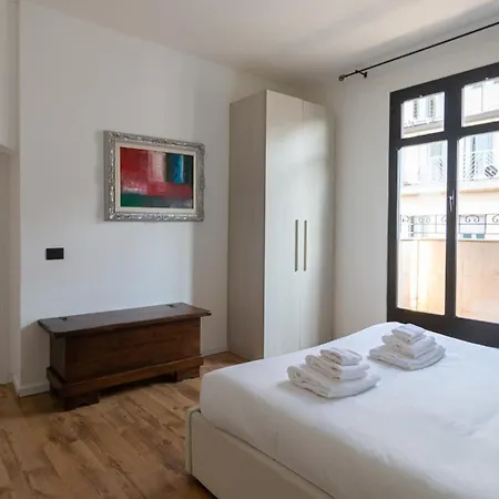 Italianway - Rosmini 11 B Milan