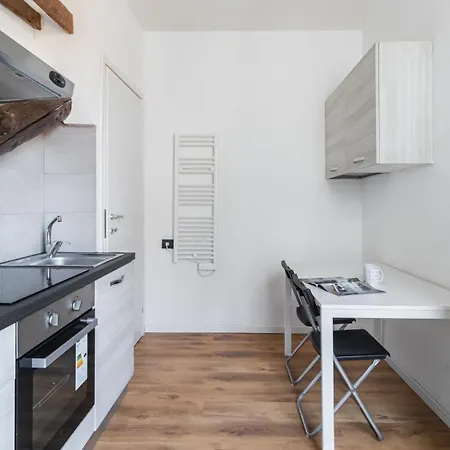 Italianway - Rosmini 11 B