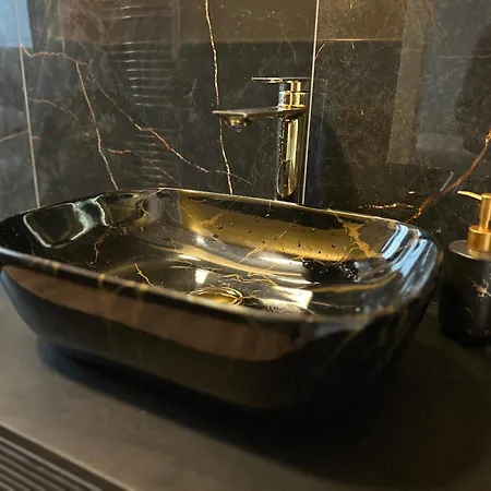 Maison Laurent Apartment Milan