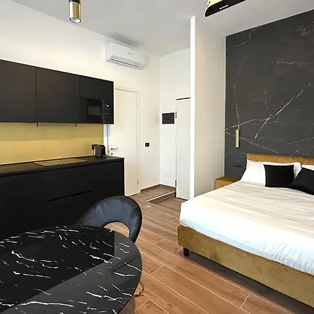 Maison Laurent * Milan