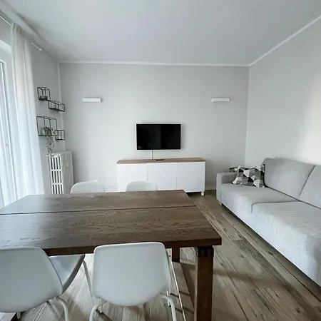 & Sky Escape - 5 Mins Center, Apartmán