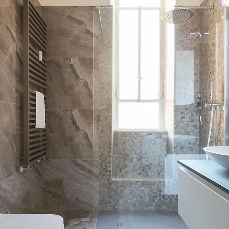Navigli Harmony Flat, Beautiful & Bright Apartment, 3 Bdr * מילאנו