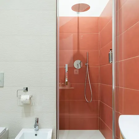 Navigli Harmony Flat, Beautiful & Bright Apartment, 3 Bdr דירה *