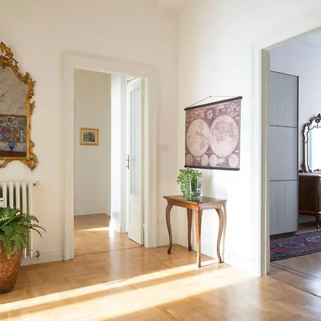 דירה Navigli Harmony Flat, Beautiful & Bright Apartment, 3 Bdr *