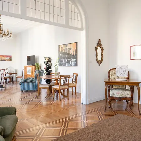 Navigli Harmony Flat, Beautiful & Bright Apartment, 3 Bdr דירה מילאנו