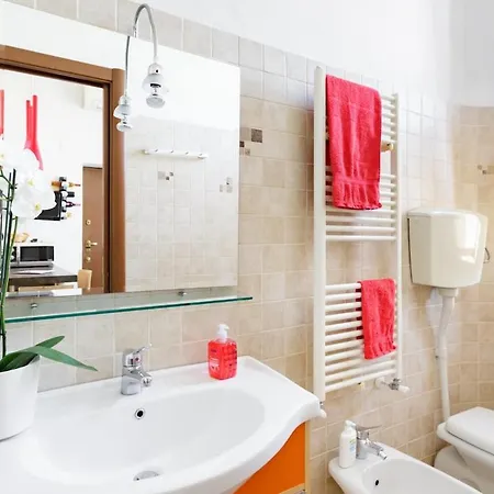 Апартаменты Navigli-tortona - Modern Flat With Wi-fi And Ac *