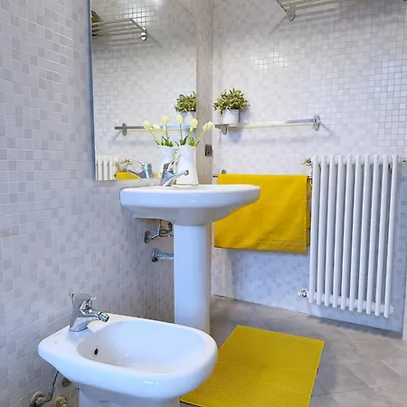 Dimora Maddelena - 20 Mins From Duomo Apartment