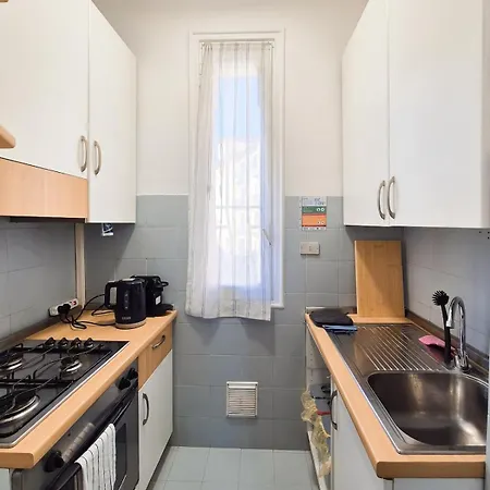Comfortable Two-room In 아파트 *