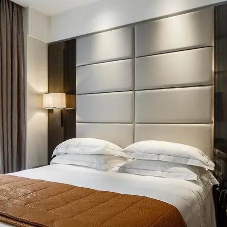 Cavour 4* Milano