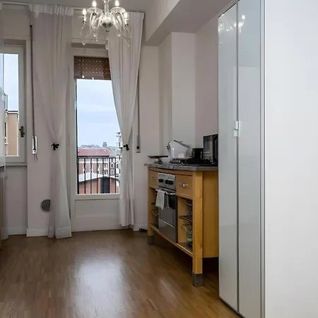 Διαμέρισμα Bright And Peaceful Location