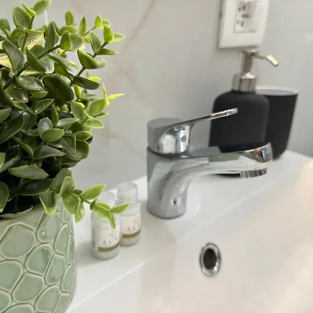Rosa House Apartman *