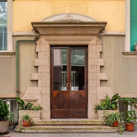 Rosa House Milánó