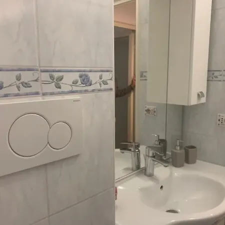 Private Near San Siro Apartamento *