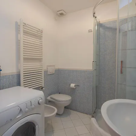 Apartman Xenia - Historic Two-room In Navigli Area Milánó