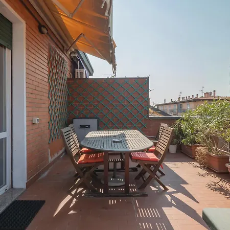 Xenia - Two-room With Terrace In Fondazione Prada 밀라노
