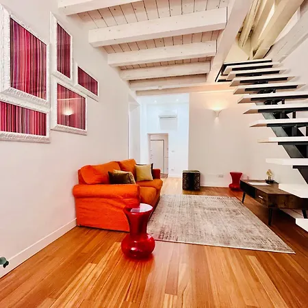 Riverside Loft Navigli - Spacious Two-bedroom Apartment