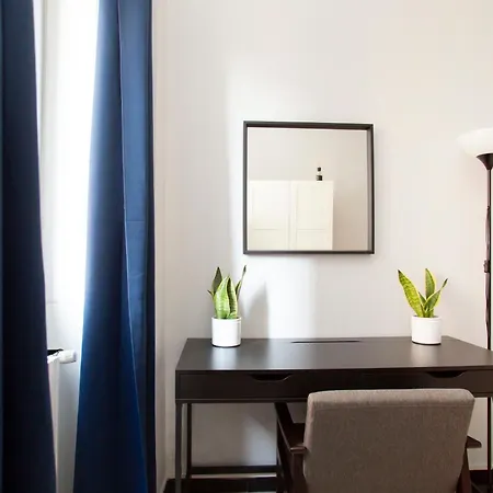 Marchese House - Duomo Apartman *